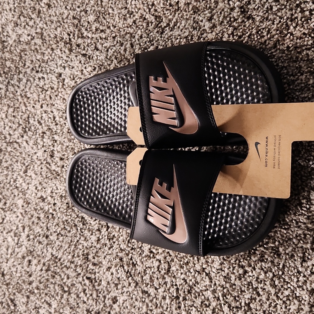 Slip on sandles size 71/2
